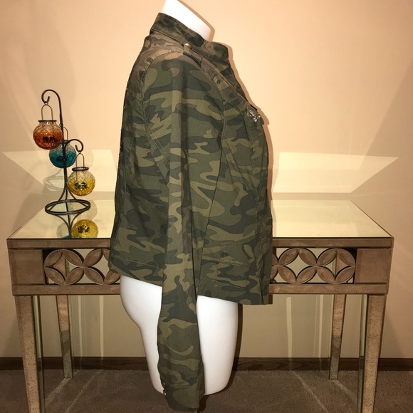 **🎊SOLD🎊 Lane Bryant Military Jacket - Picture 4 of 5